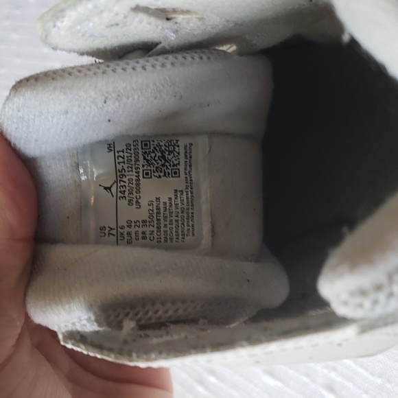 Boys Size 7 Jordan VII True Flight - Picture 8 of 8